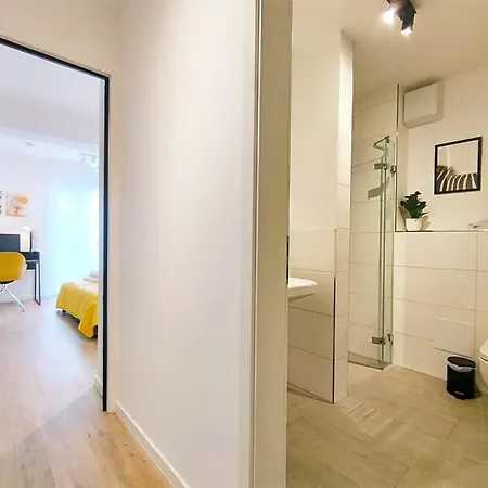 Bright Apartment Fuer Bis Zu 5 Erlangen Exterior photo