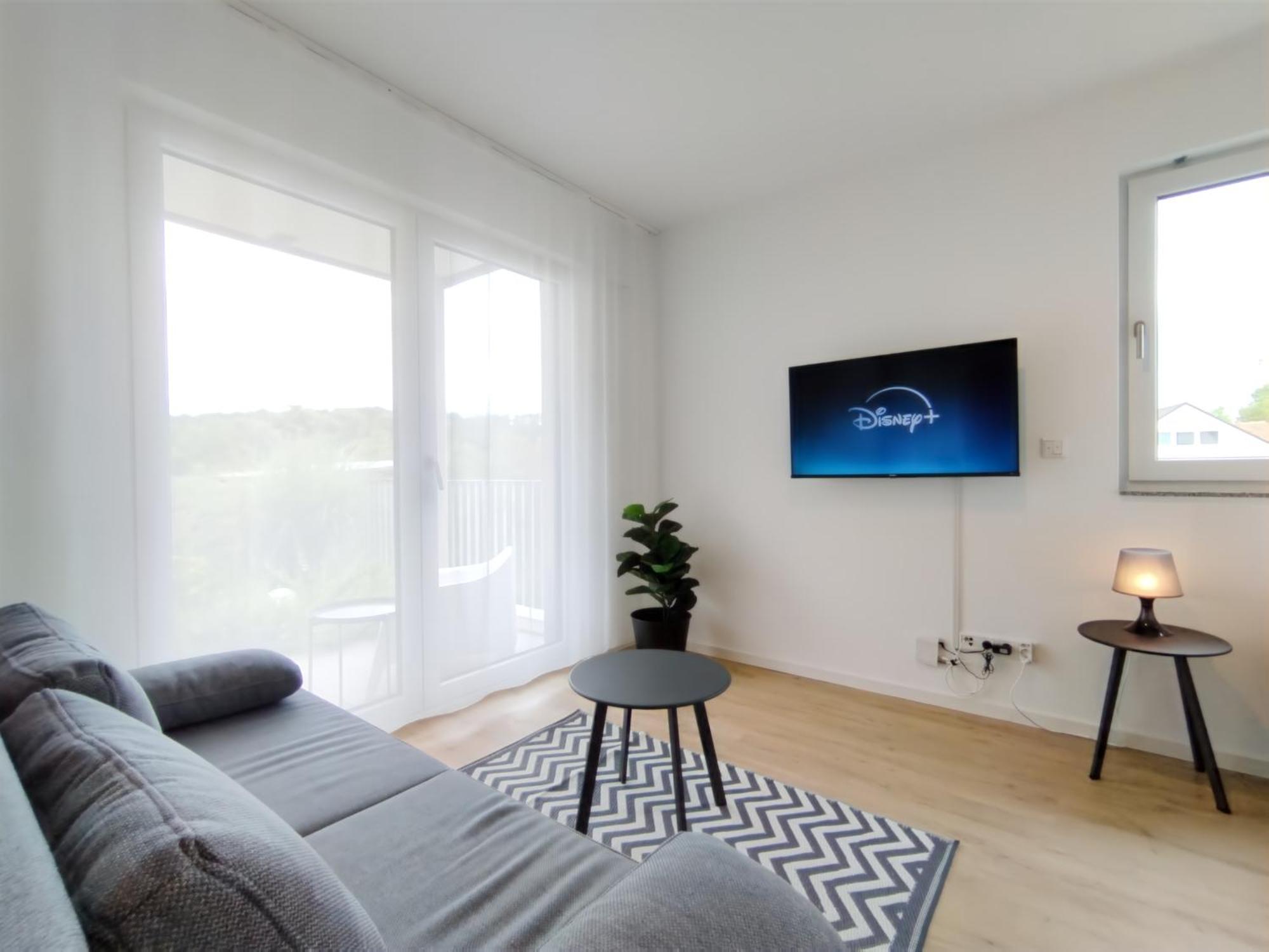 Bright Fuer Bis Zu 5 Apartment Erlangen